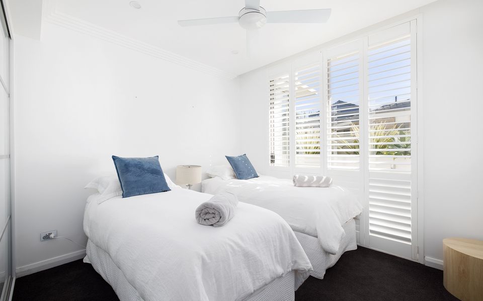 Aura 3 Spectacular Beachside Views