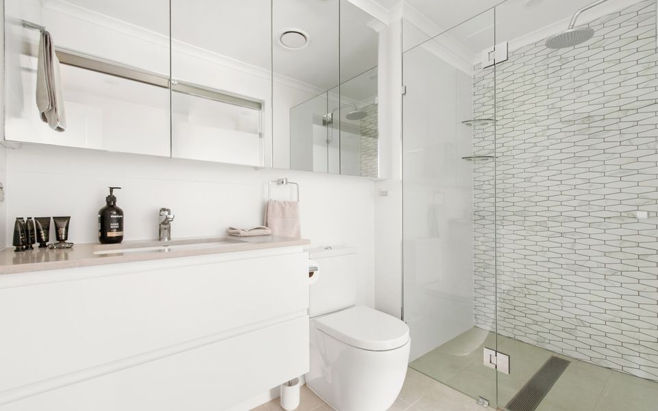 Aura 3 Spectacular Beachside Views