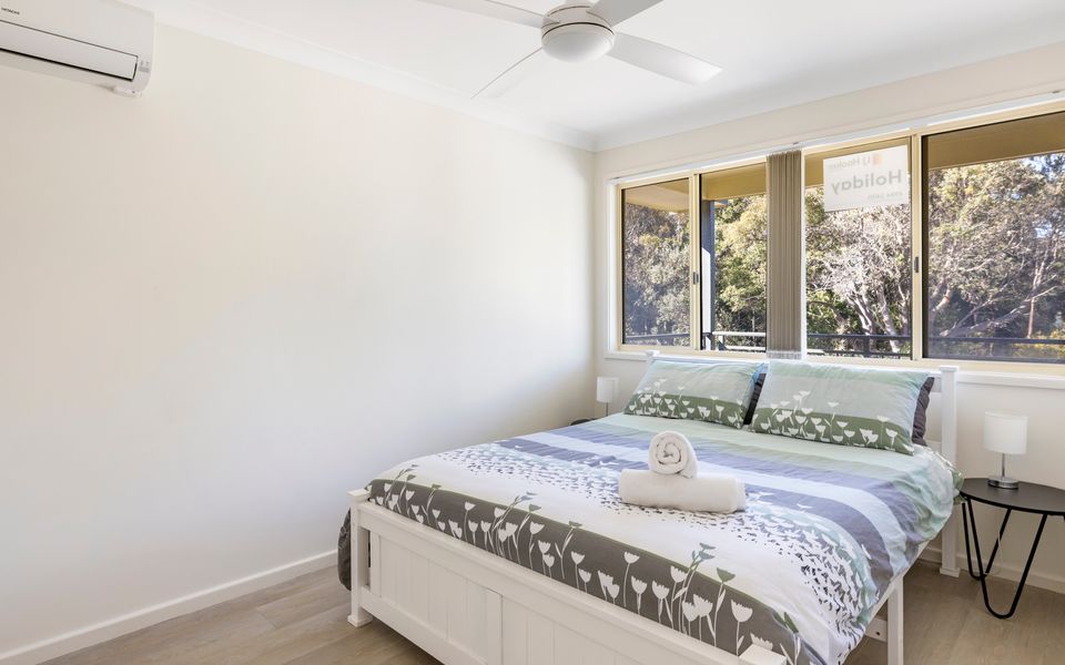 Bombora Walking Distance to Fingal Beach 1/12 Farm Rd, Fingal Bay