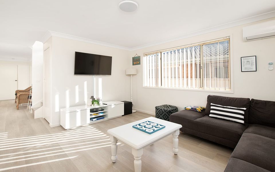 Bombora Walking Distance to Fingal Beach 1/12 Farm Rd, Fingal Bay