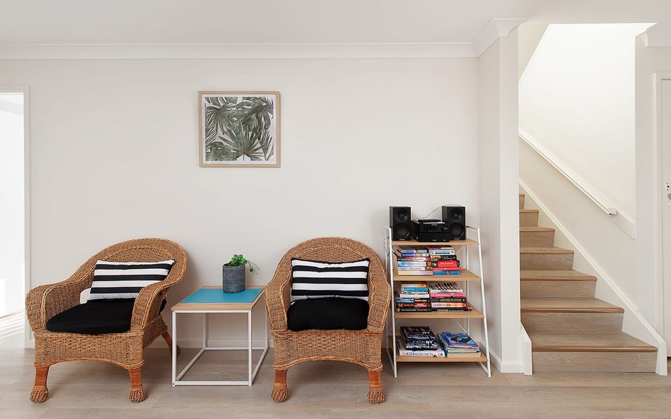 Bombora Walking Distance to Fingal Beach 1/12 Farm Rd, Fingal Bay