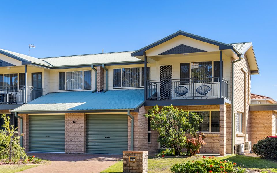 Bombora Walking Distance to Fingal Beach 1/12 Farm Rd, Fingal Bay