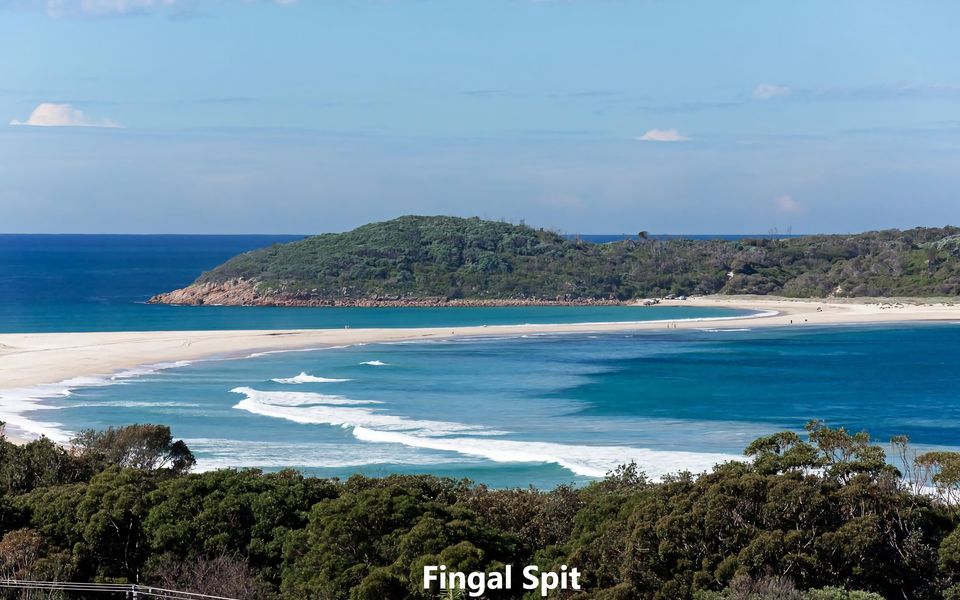 The Dunes Two bedroom apartment overlooking pool