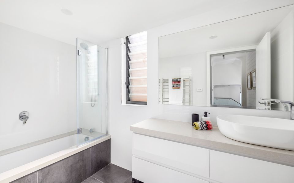 Lanimer Spectacular Waterfront