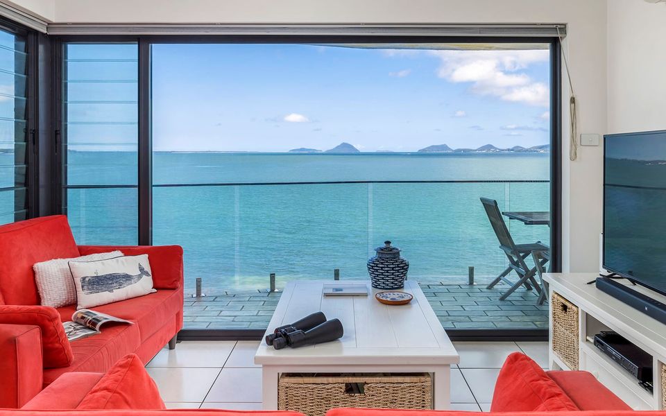 Lanimer Spectacular Waterfront