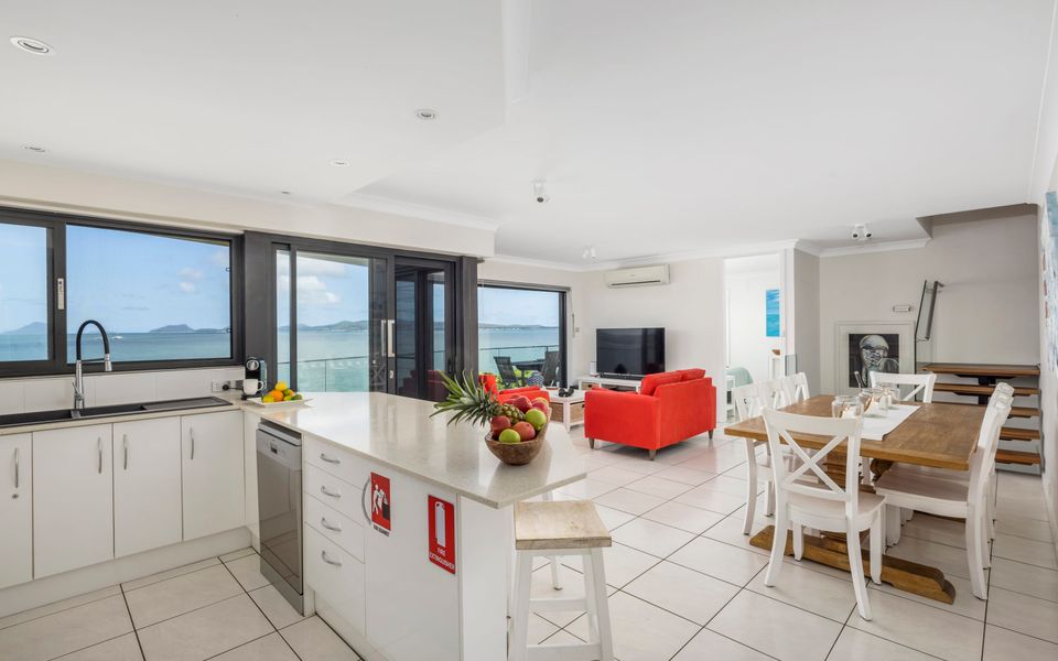 Lanimer Spectacular Waterfront