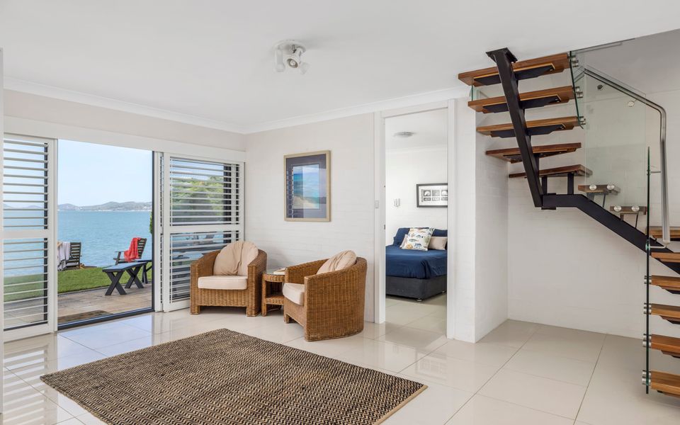 Lanimer Spectacular Waterfront