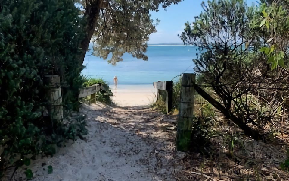 Luxury Escape Sundeck Shoal Bay