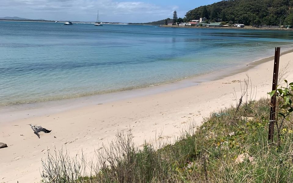 Luxury Escape Sundeck Shoal Bay