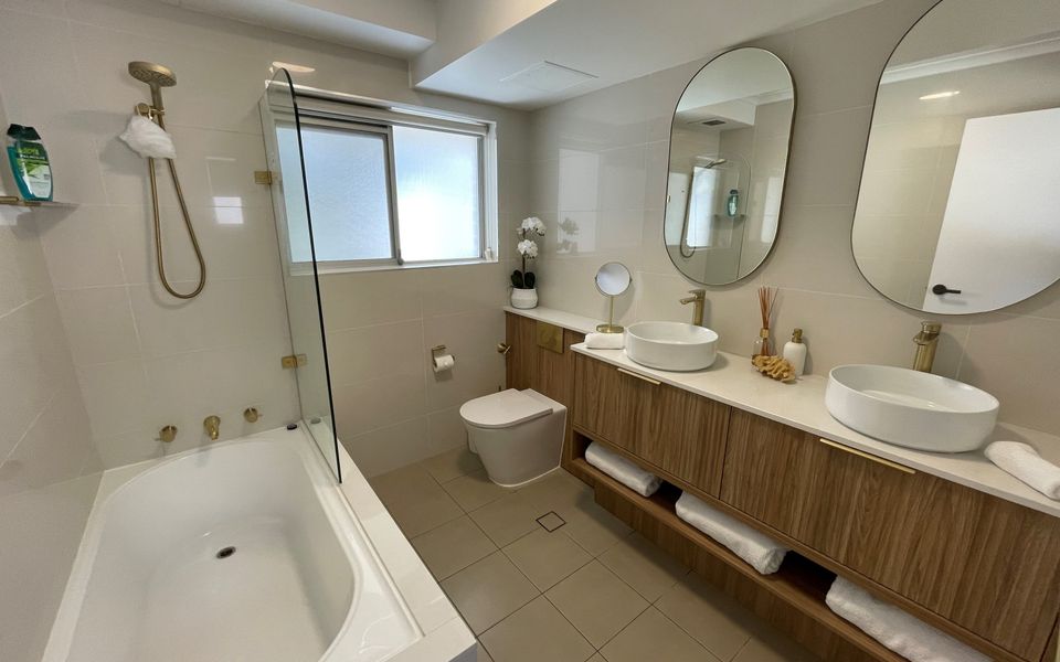 Luxury Escape Sundeck Shoal Bay