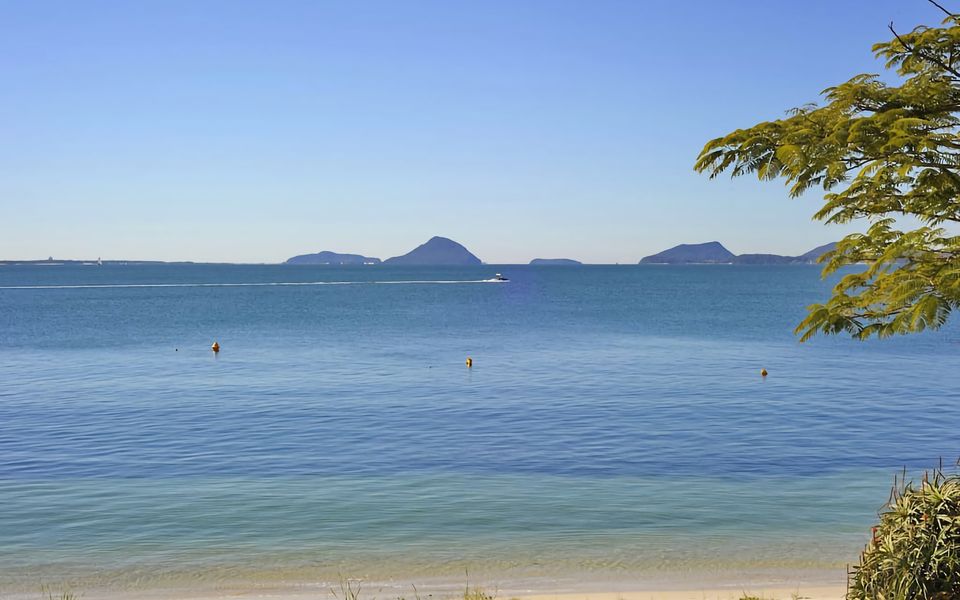 Gorgeous Harbourside