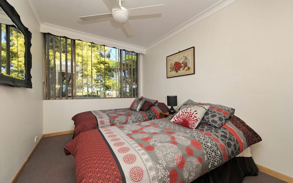 Gorgeous Harbourside