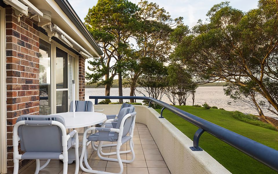 Soldiers Point Absolute Waterfront The Peninsula