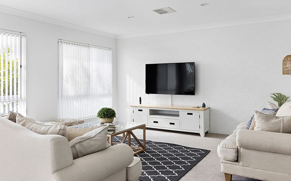 Tranquil with Harbour Views