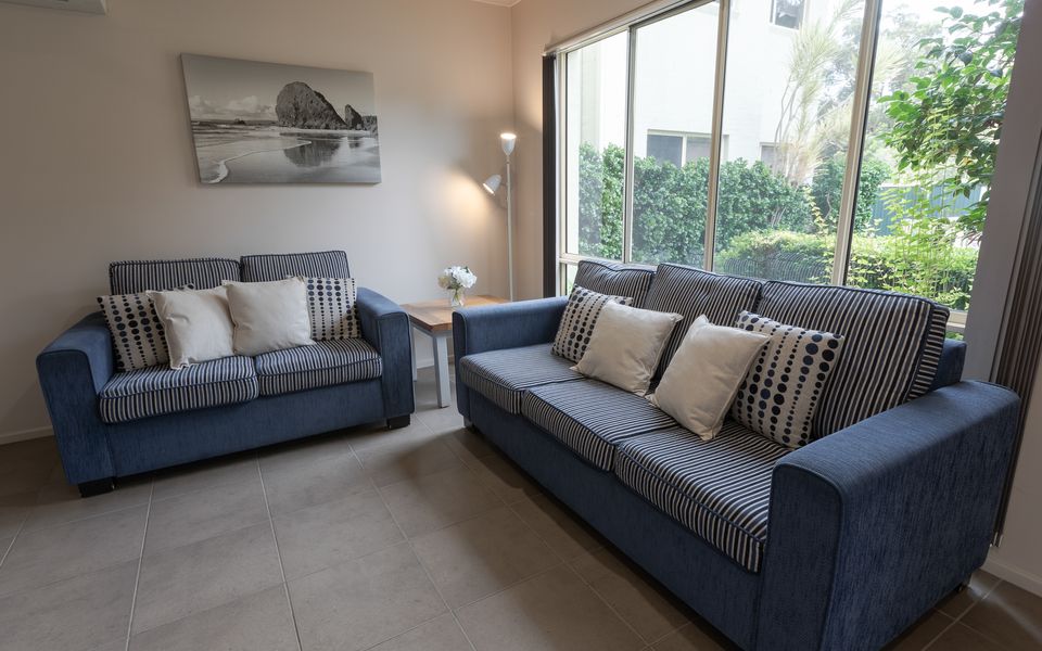 Martys Little Beach NO. 4 Ground Floor Apartment with Heated Pool access