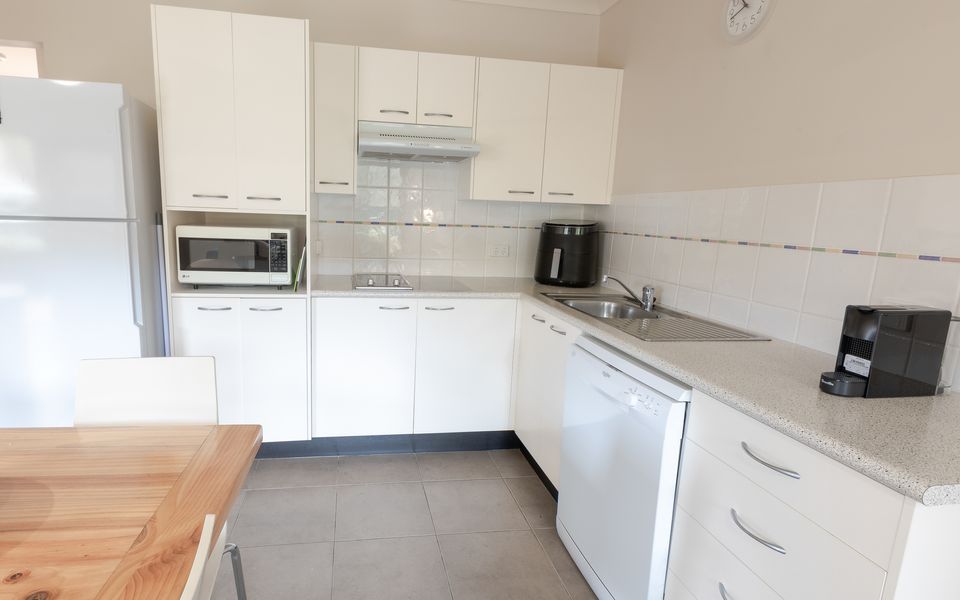 Martys Little Beach NO. 4 Ground Floor Apartment with Heated Pool access