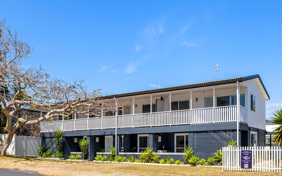 Shoal Bay Beach House- Three
