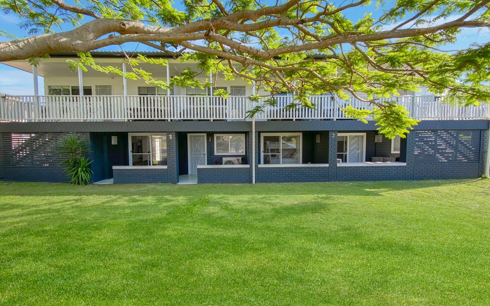 Shoal Bay Beach House – One