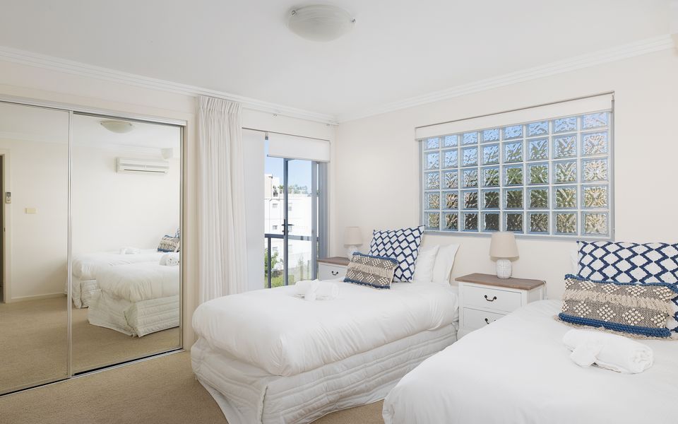 Nelson Bay Apartment with views over the Marina