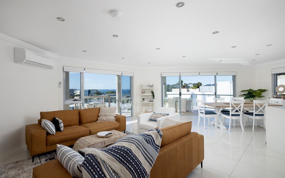 Nelson Bay Apartment with views over the Marina