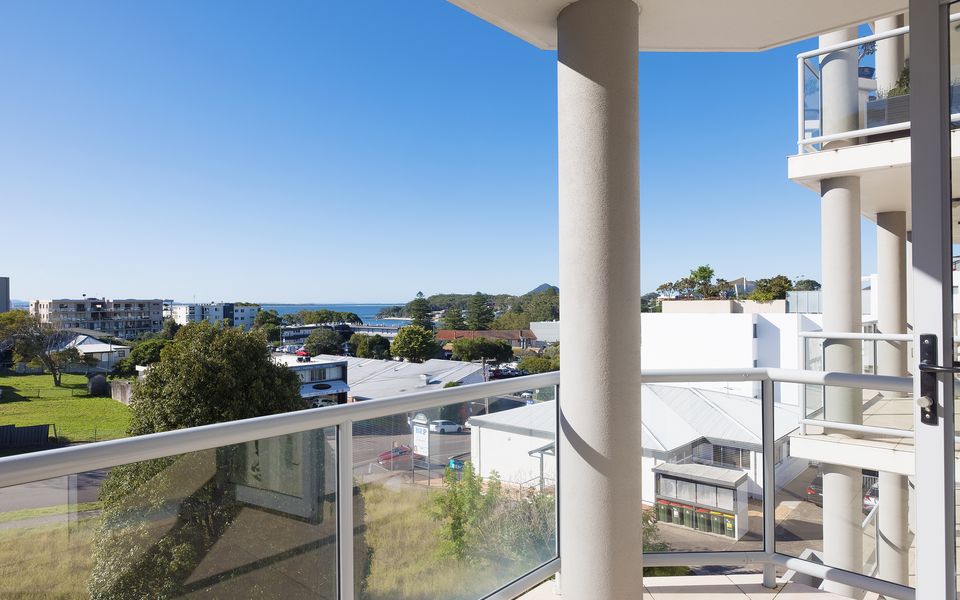 Nelson Bay Apartment with views over the Marina