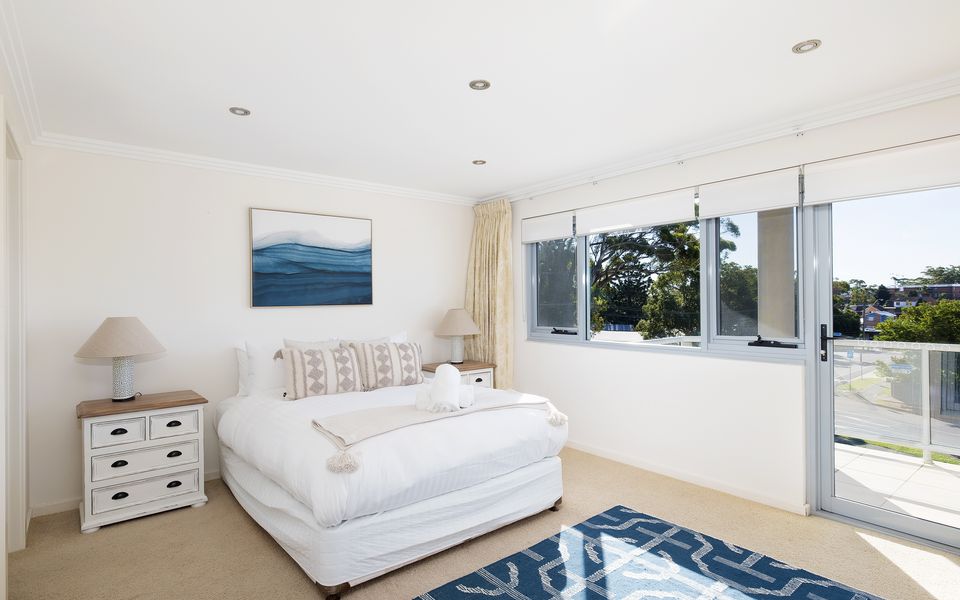 Nelson Bay Apartment with views over the Marina