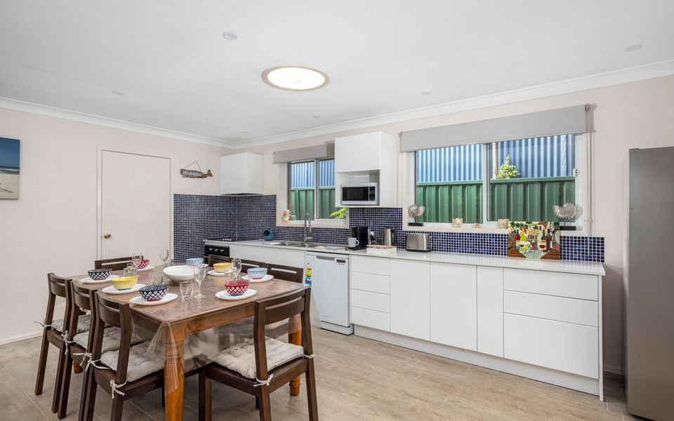 Walking Distance to Birubi Beach