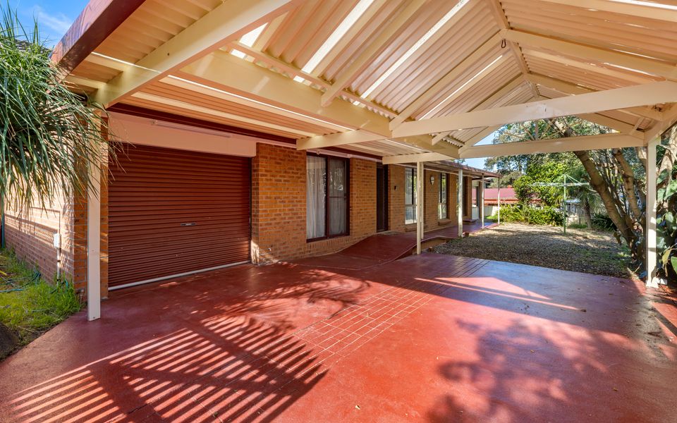 Walking Distance to Birubi Beach