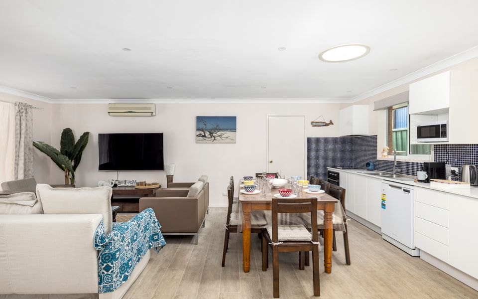 Walking Distance to Birubi Beach