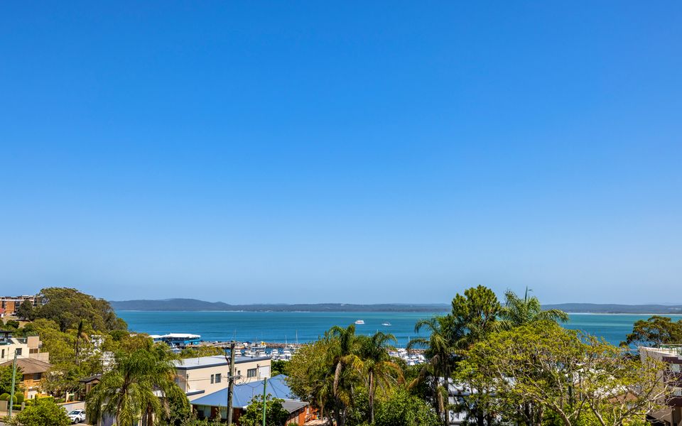 Views and Pool in a Great Location in Nelson Bay