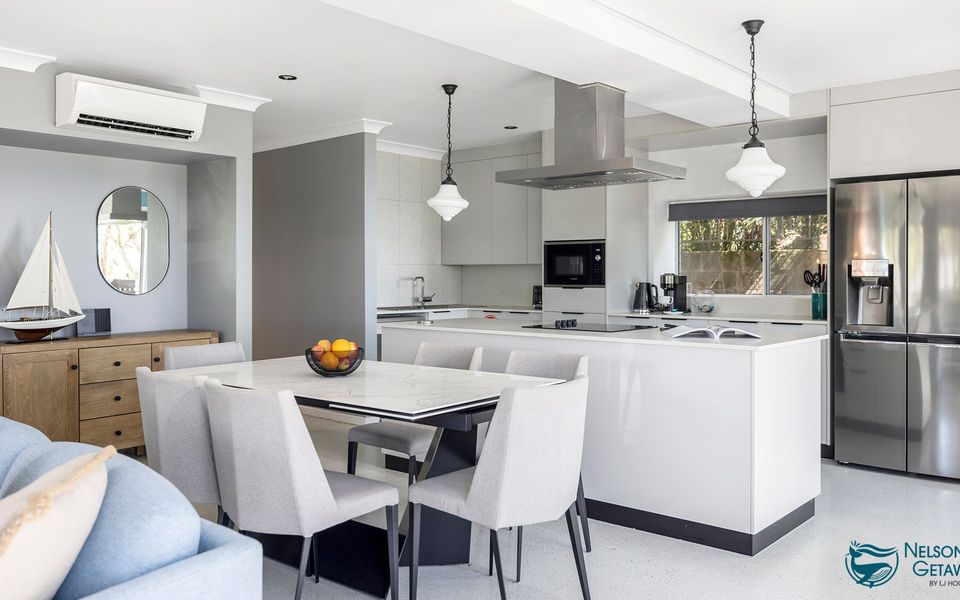 Woodlands Sunsets Soldiers Point – Whole Property