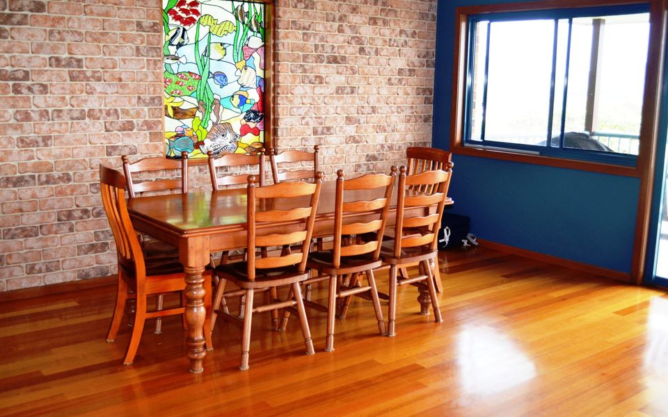 A Willo’s View Crescent Head