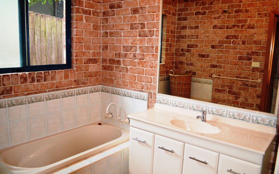 A Willo’s View Crescent Head