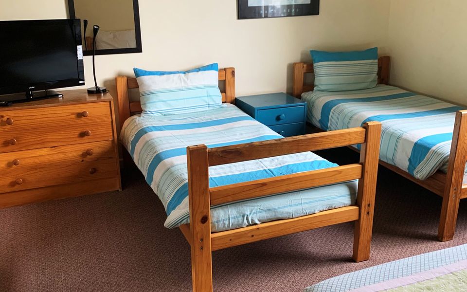 Crescent View Crescent Head