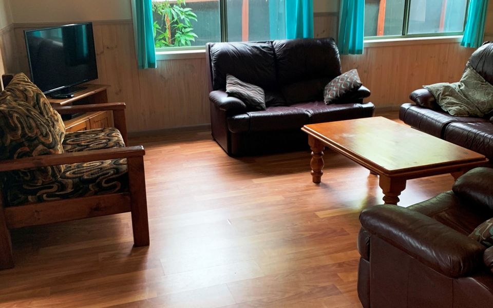 Crescent View Crescent Head