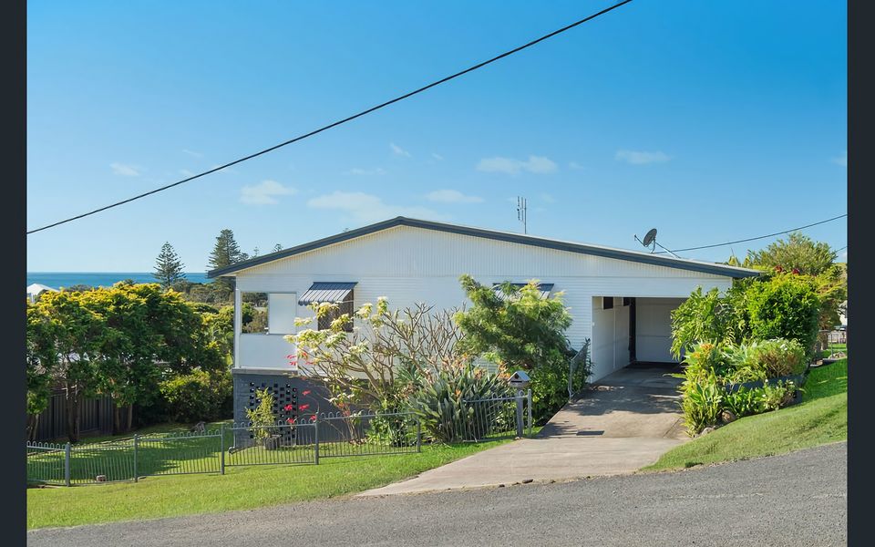 Crescent Escape Crescent Head