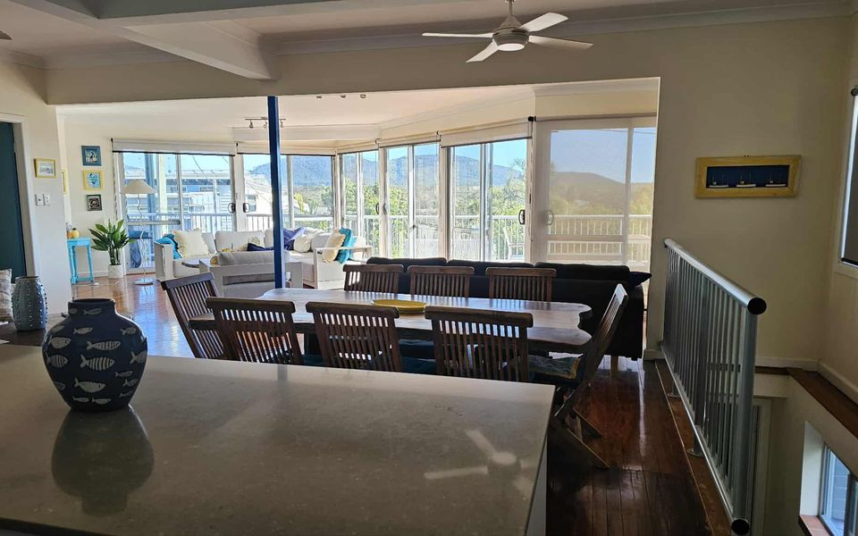 Fairview Crescent Head