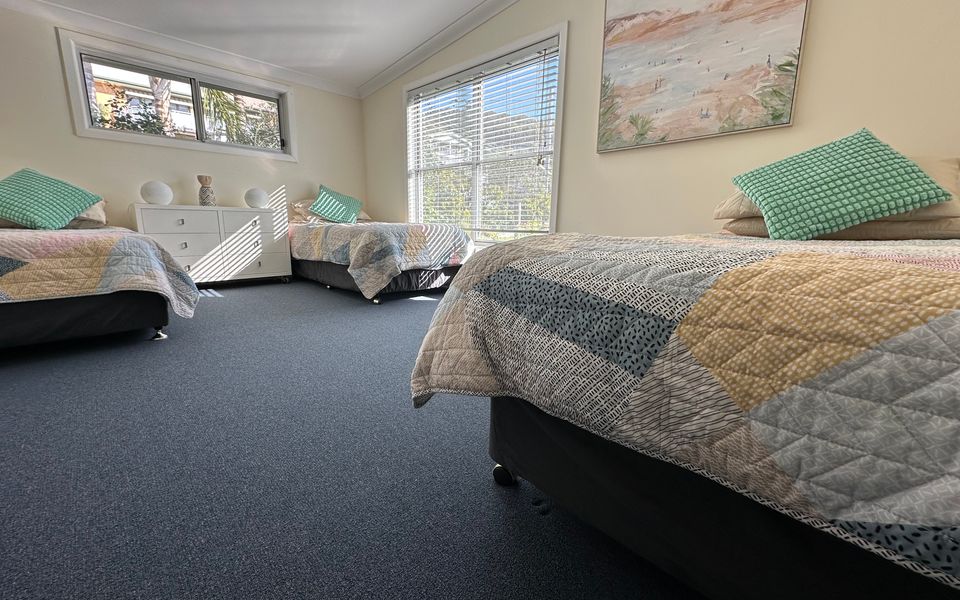 Fairview Crescent Head