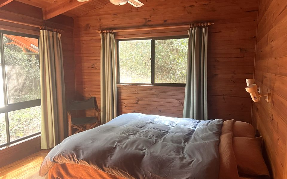 FOR REST Crescent Head