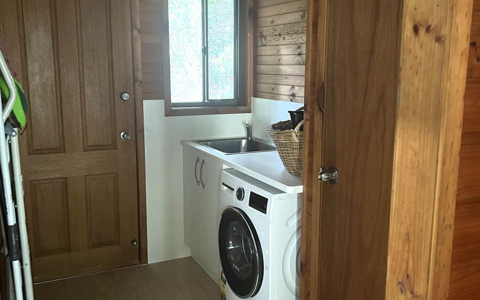 FOR REST Crescent Head