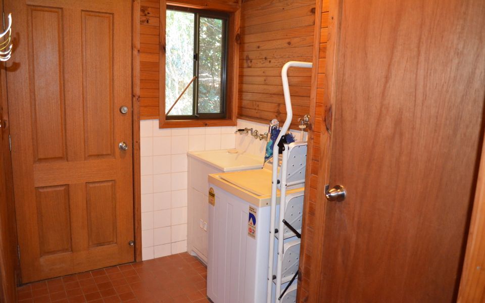 FOR REST Crescent Head