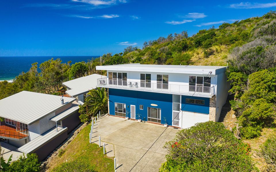 Malibu Crescent Head