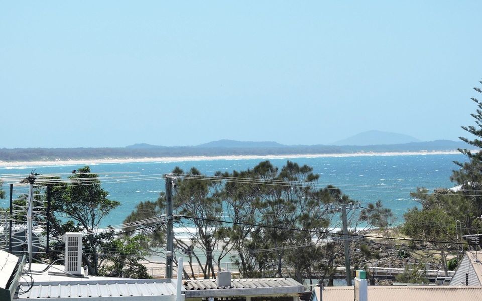 Oceans 12 Crescent Head