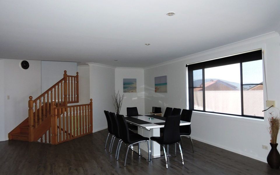 Oceans 12 Crescent Head