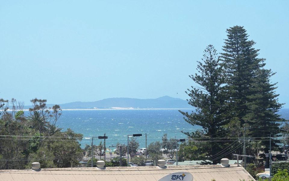 Oceans 12 Crescent Head