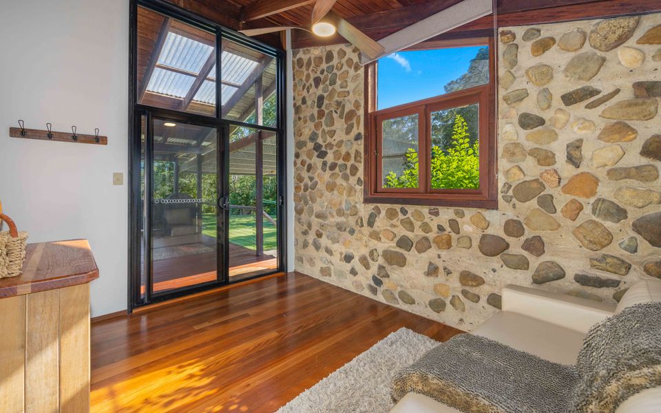 Rippa’s Rest Crescent Head