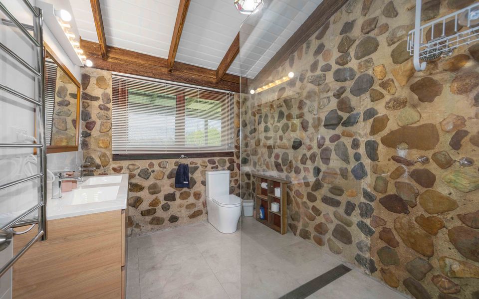 Rippa’s Rest Crescent Head