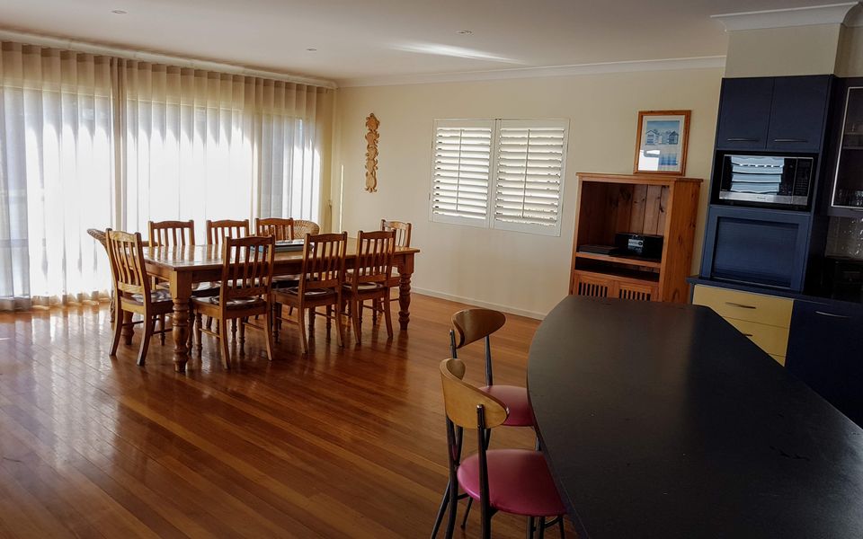 Whispering Seas Crescent Head