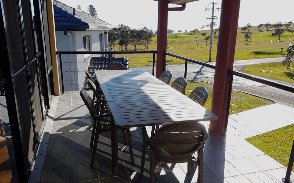 Whispering Seas Crescent Head