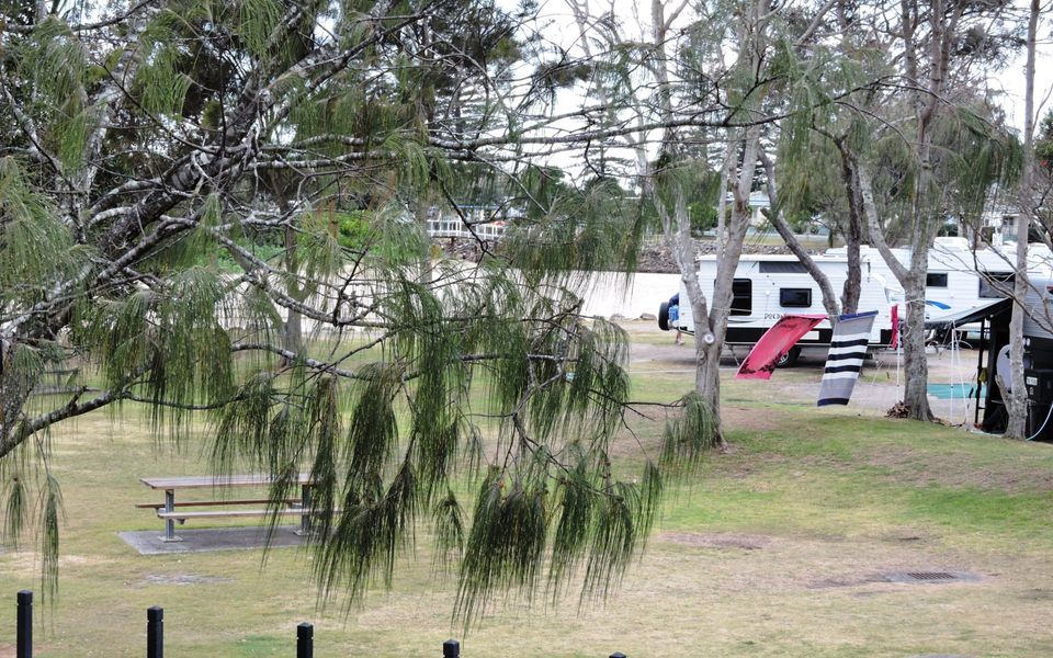 By The Sea 1 Crescent Head